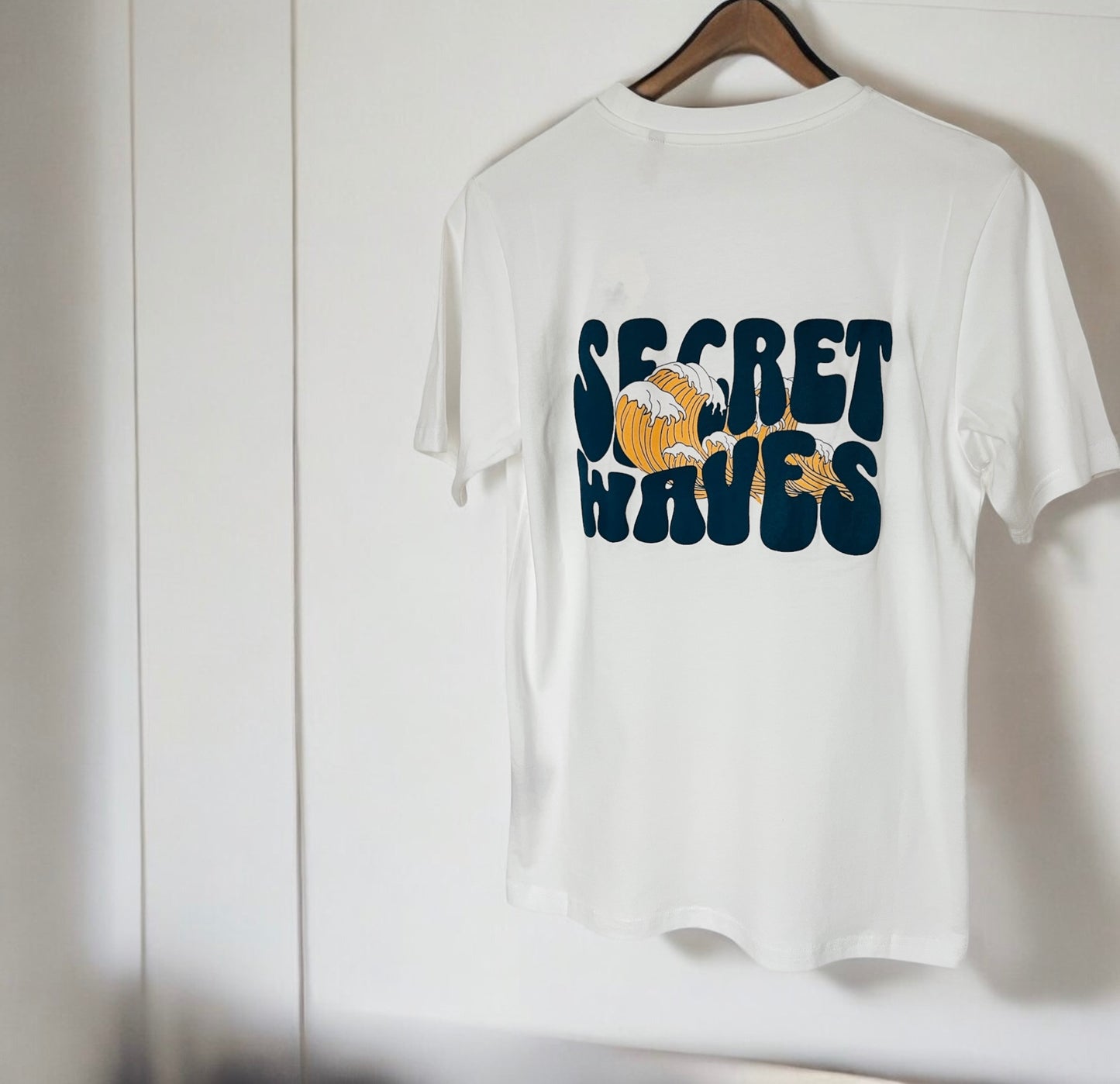 Secret Waves