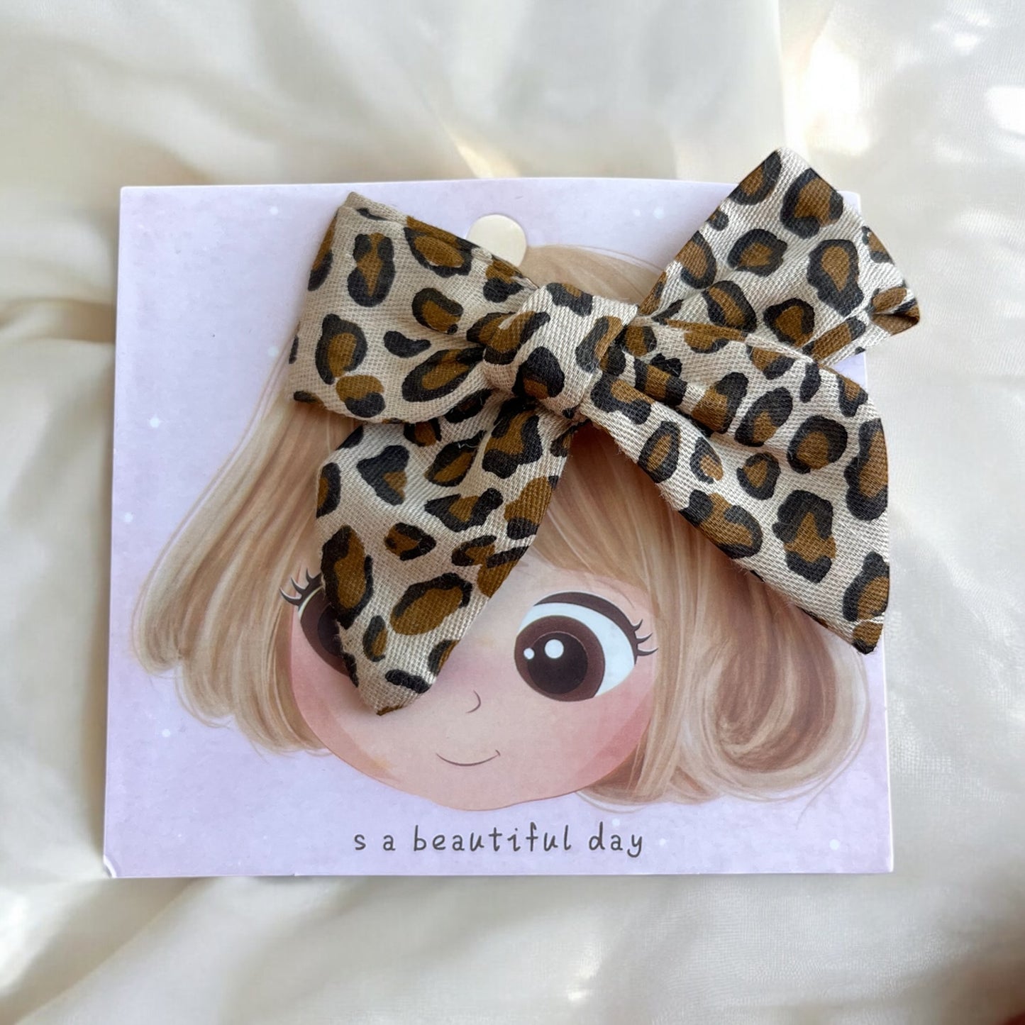 Barrette Leo