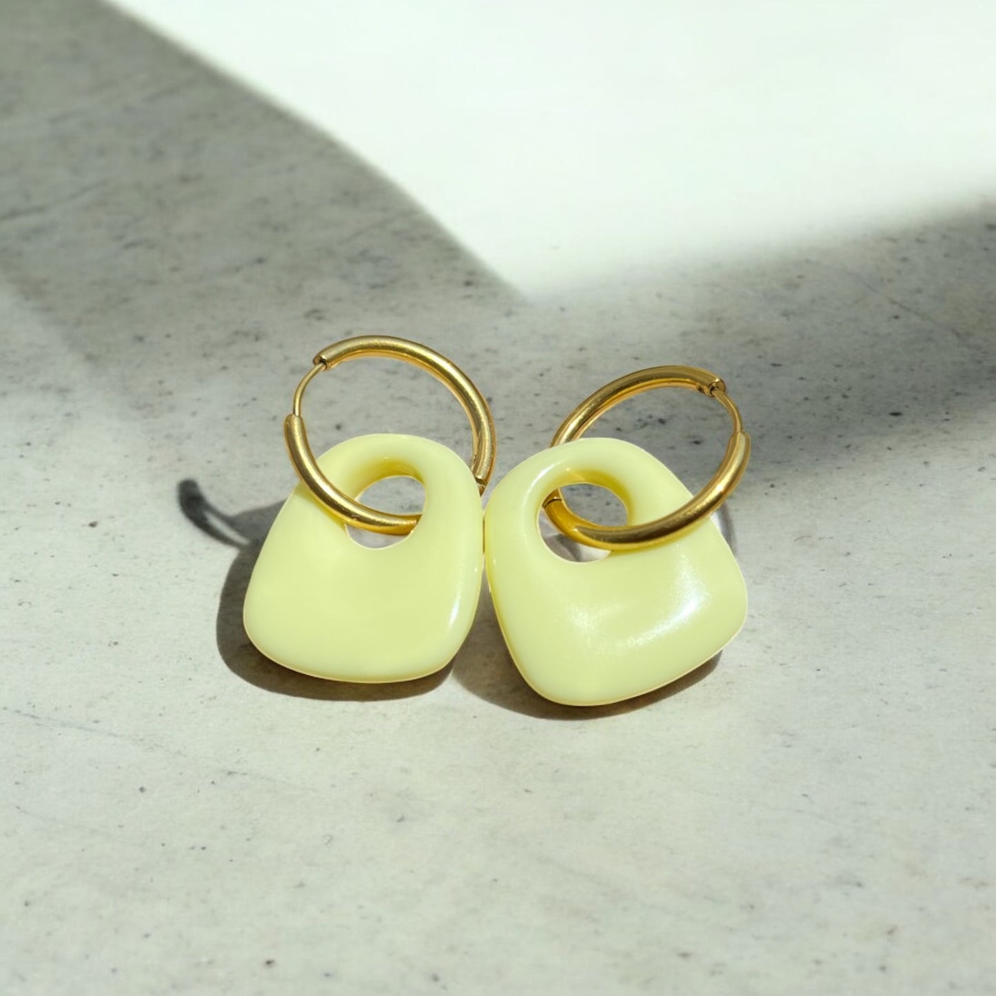 Créoles Jaune Pâle