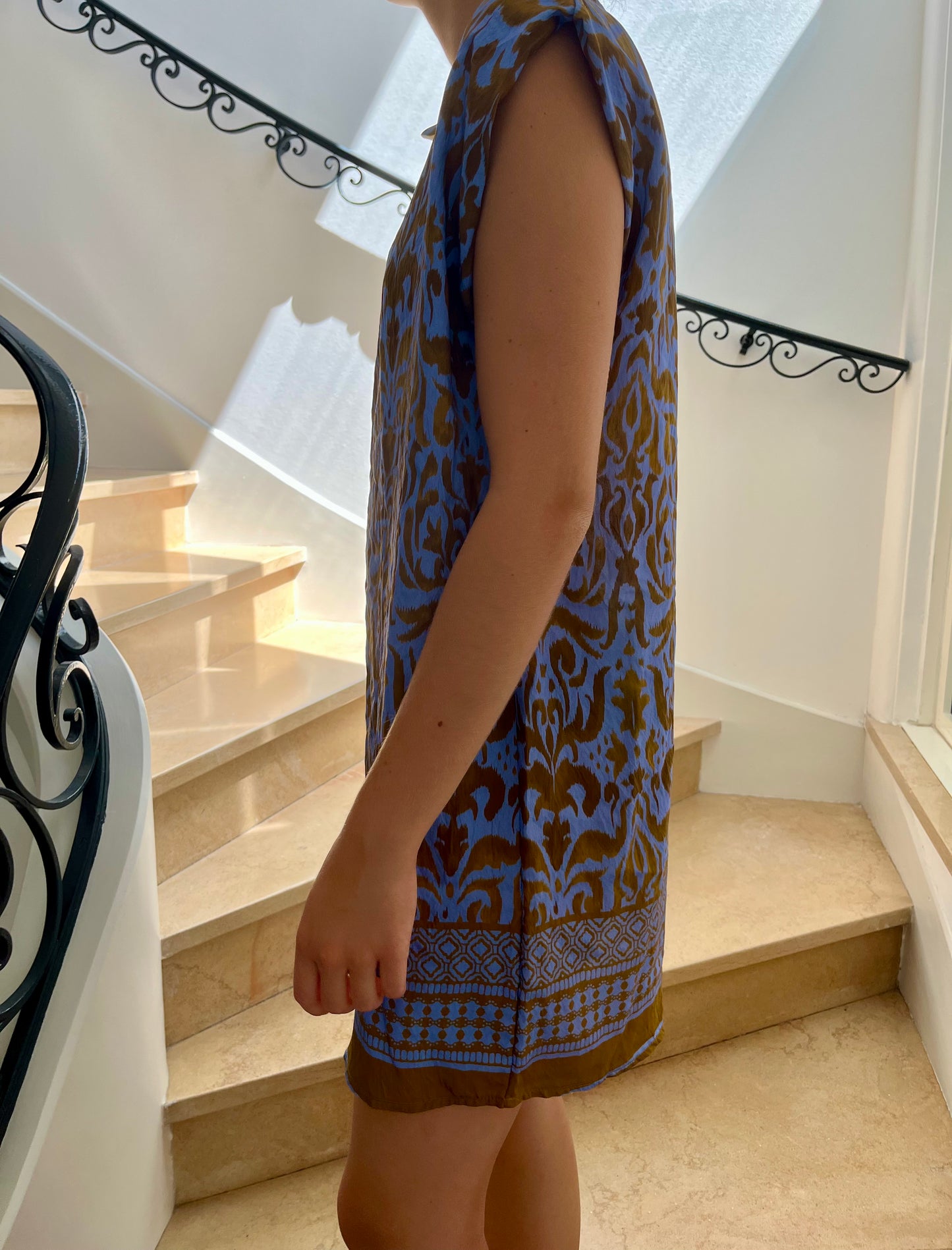Robe Indira
