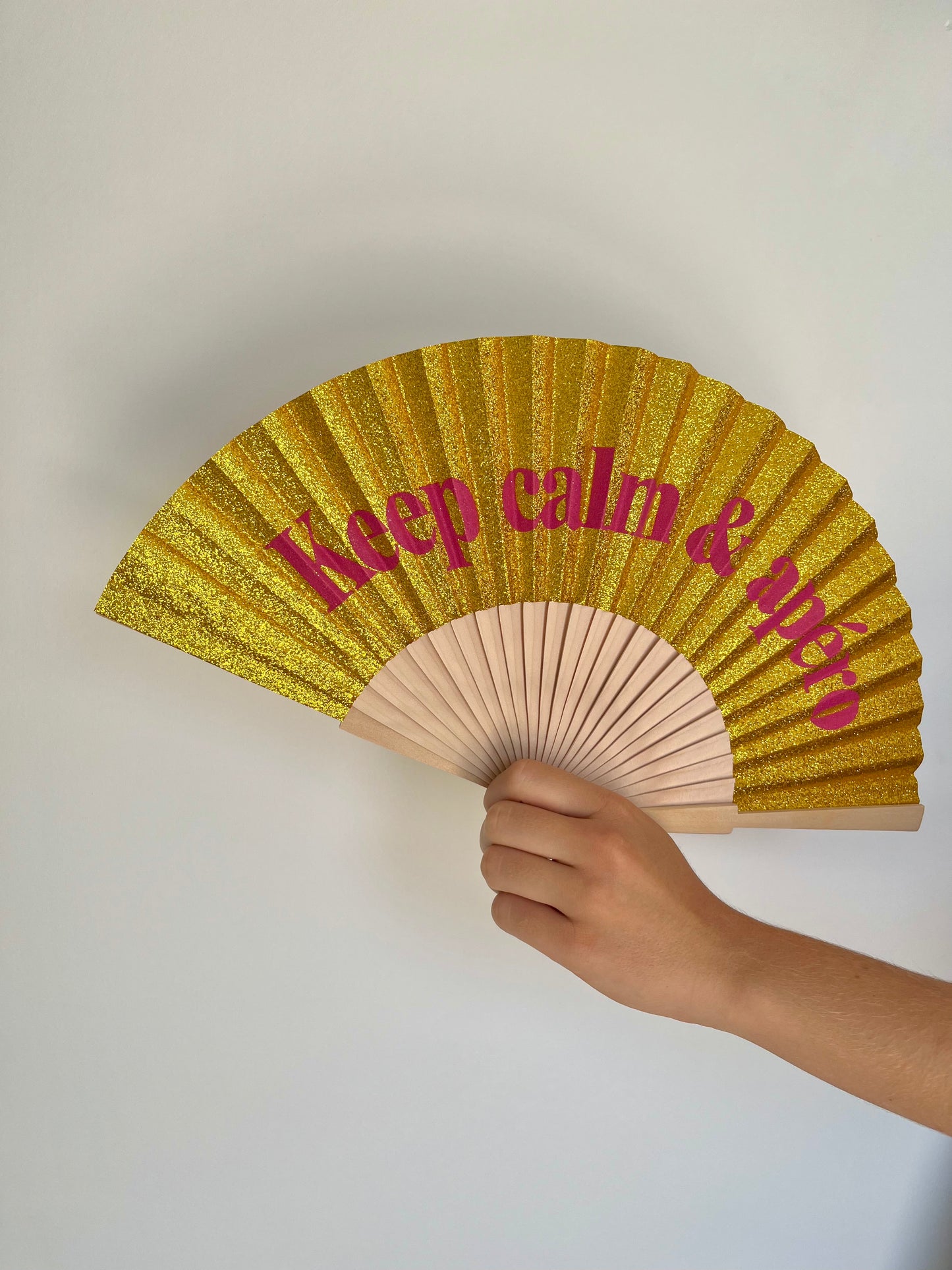 Éventail “Keep Calm & Apéro” – Doré pailleté