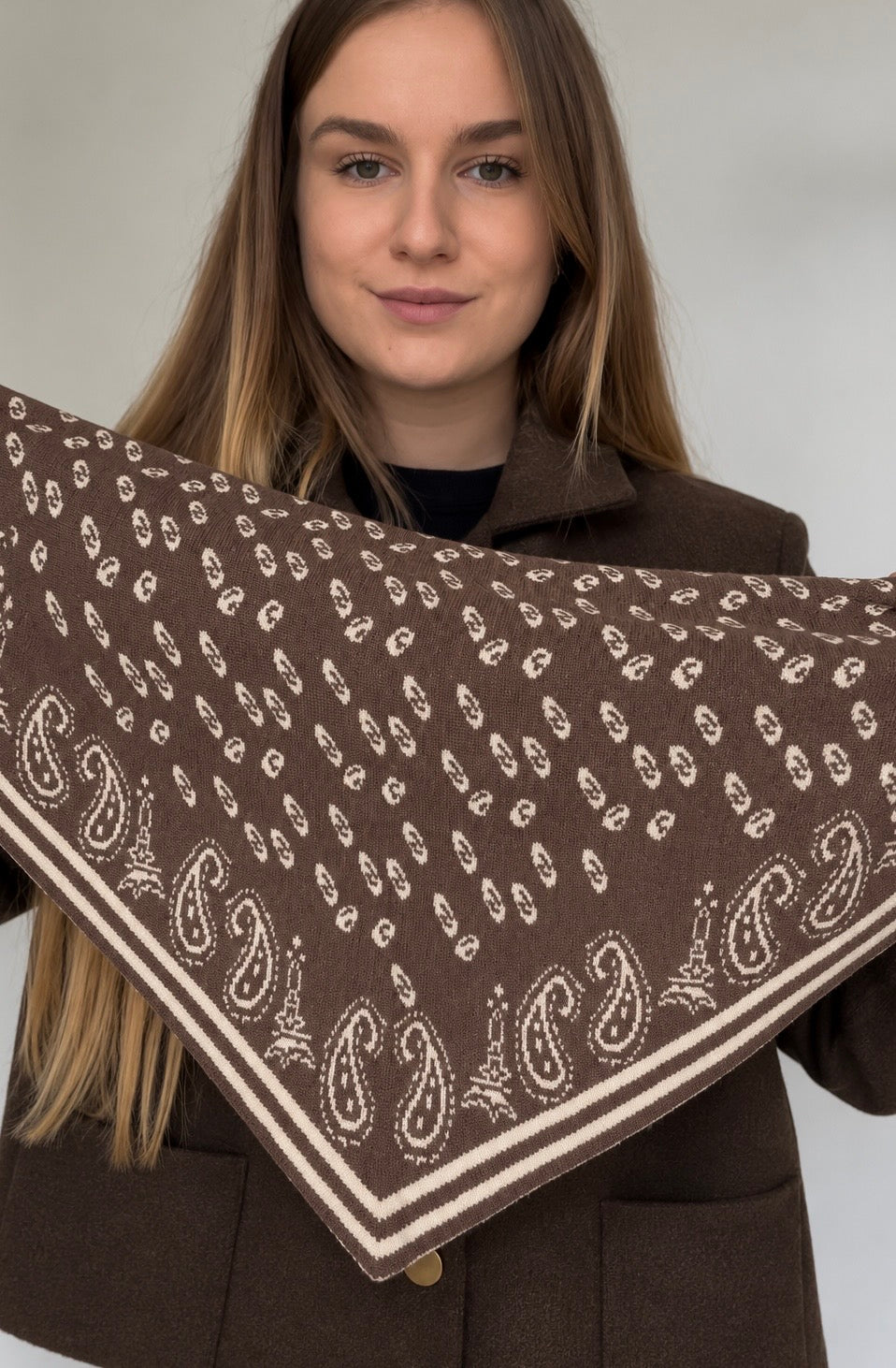 Écharpe triangle réversible taupe & écru